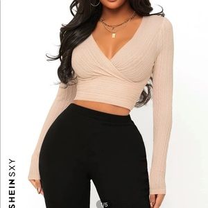 Crop long sleeve top